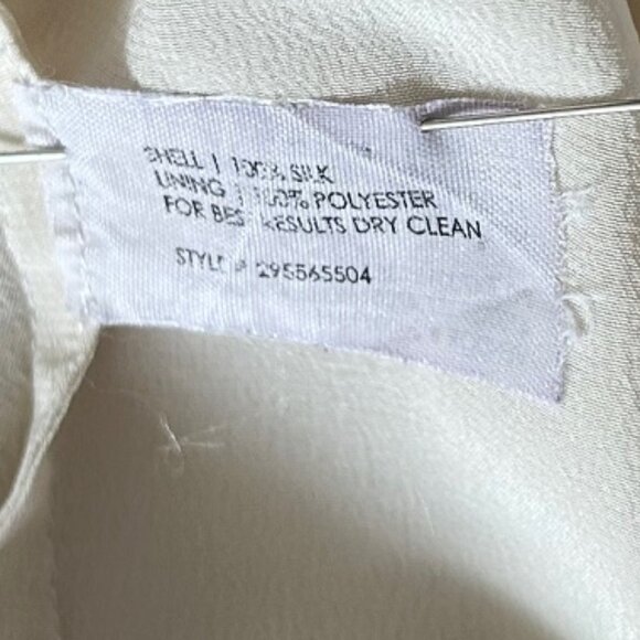 Club Monaco Cream Silk Top Sz S - Picture 4 of 5